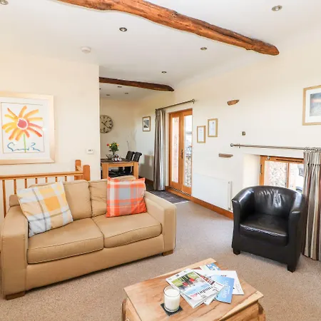 Дом отдыха Swallow's Nest Пенрит