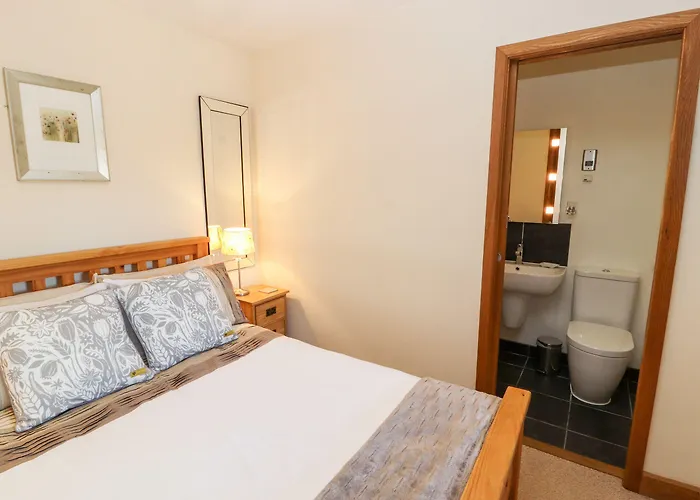 بيت للعطل Swallow's Nest *