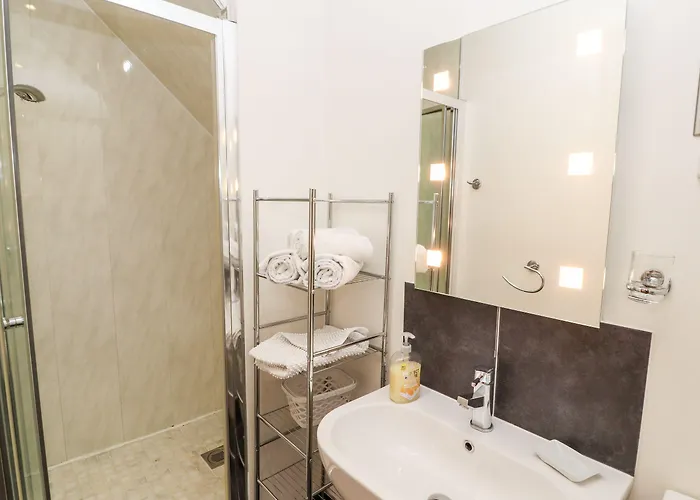 بيت للعطل Swallow's Nest